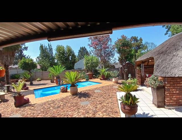 3 BEDROOM FREESTANDING FOR SALE IN BRACKENDOWNS